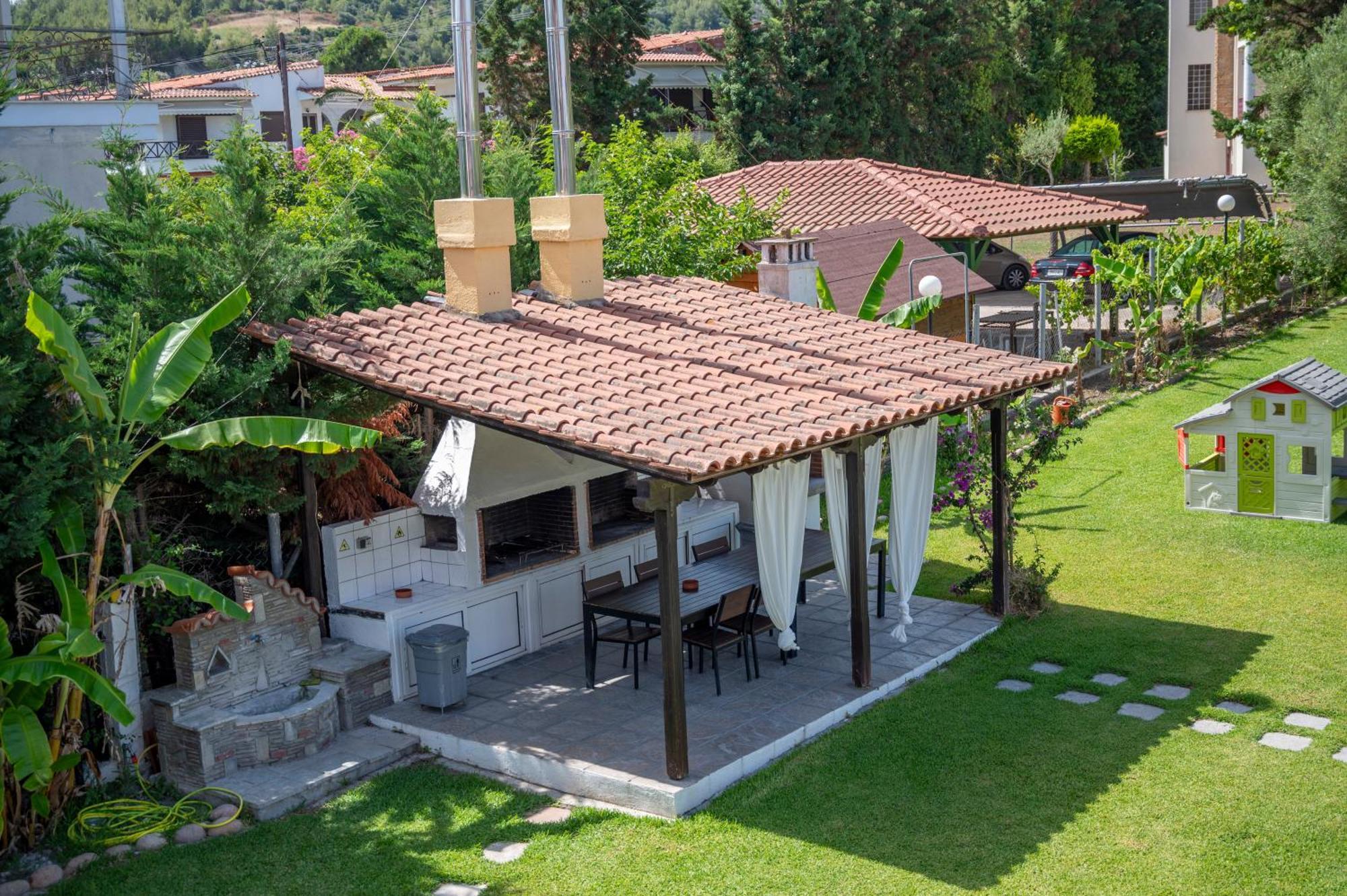 חניוטי Theramvos Superior Apartments מראה חיצוני תמונה